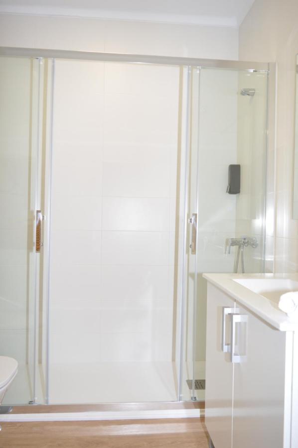 Completo De 1 A 50m De La Playa Apartamento