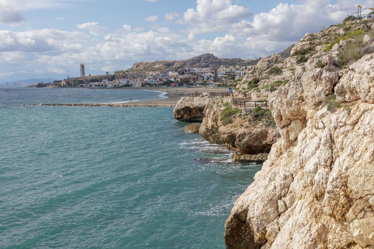 Completo De 1 A 50m De La Playa La Cala Del Moral